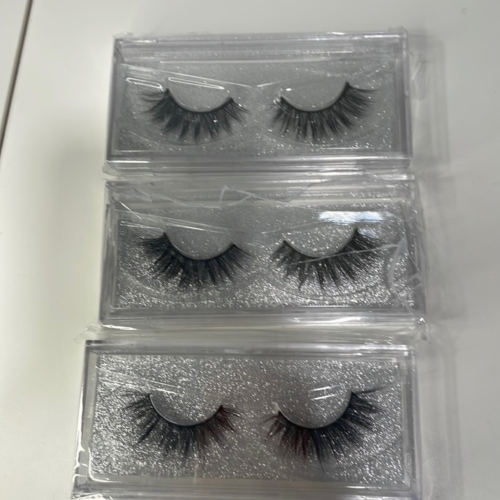 Simple lashes